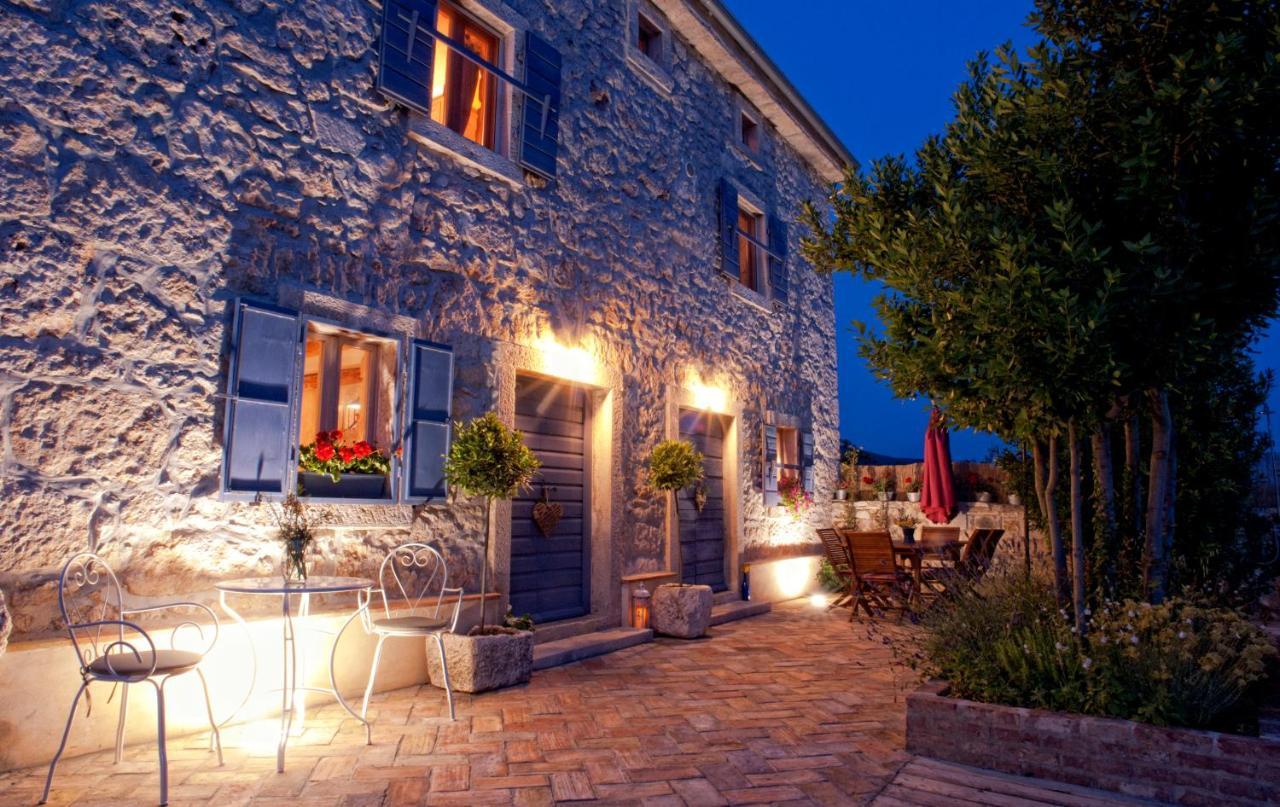 Villa Lauriana Diminici Exterior photo